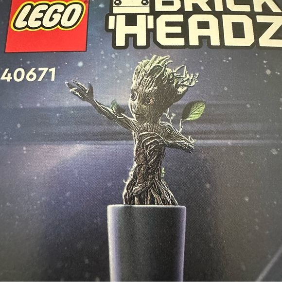 LEGO BrickHeadz 40671 Potted Groot | Marvel Guardians of the Galaxy Set - Picture 5 of 7